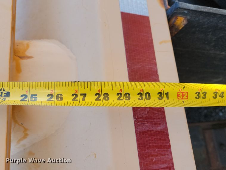 image for item KU9053 2009 Sterling LT9500  dump truck