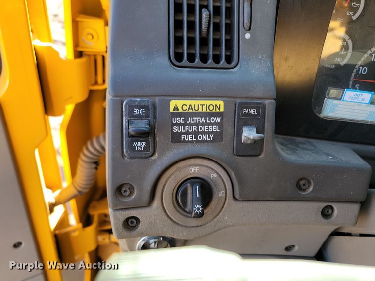 image for item KU9053 2009 Sterling LT9500  dump truck