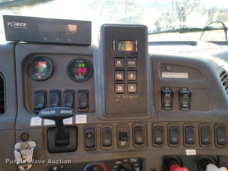 image for item KU9053 2009 Sterling LT9500  dump truck