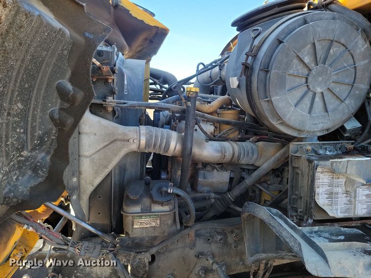 image for item KU9053 2009 Sterling LT9500  dump truck