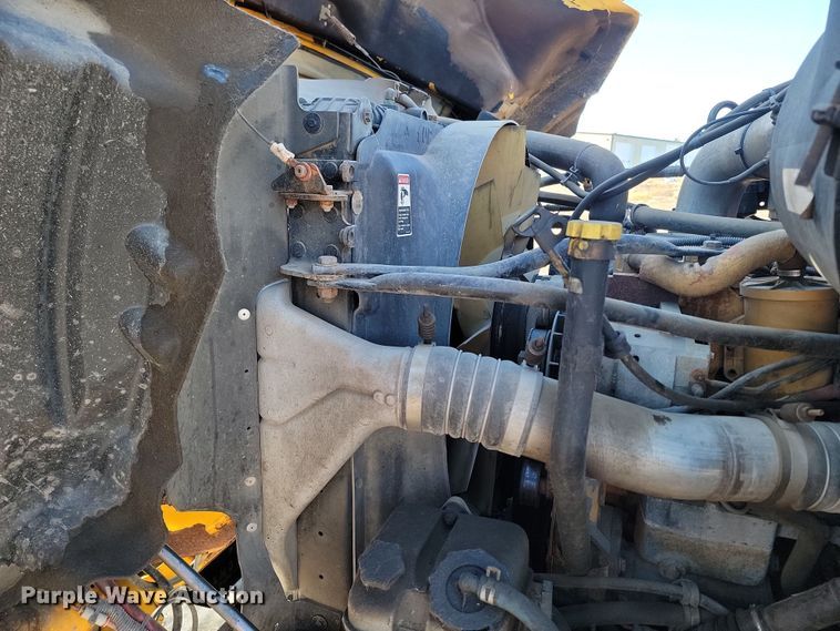 image for item KU9053 2009 Sterling LT9500  dump truck