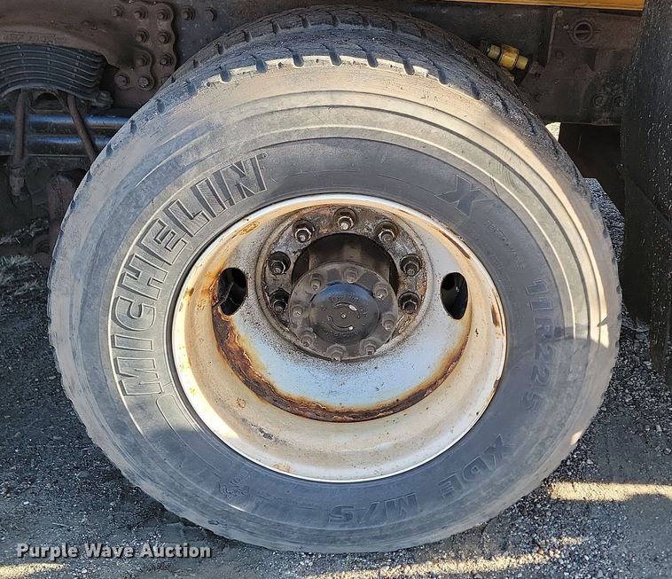 image for item KU9053 2009 Sterling LT9500  dump truck