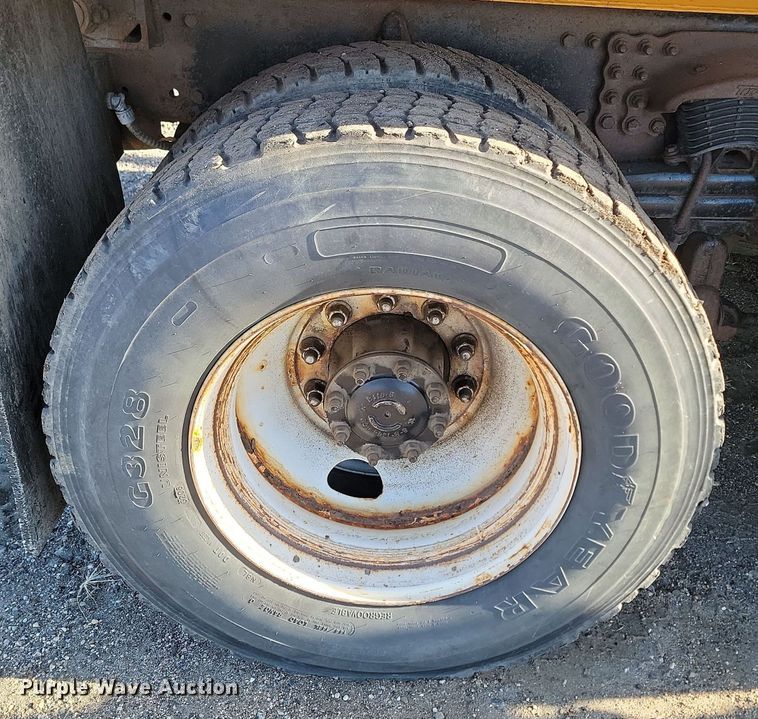 image for item KU9053 2009 Sterling LT9500  dump truck