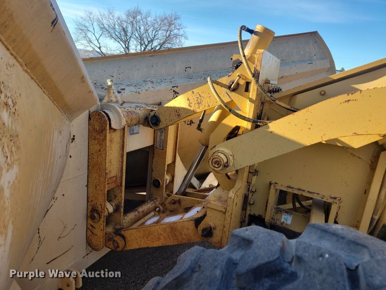 image for item KU9056 1994 Caterpillar 140G  motor grader