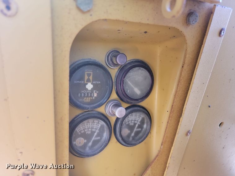 image for item KU9056 1994 Caterpillar 140G  motor grader