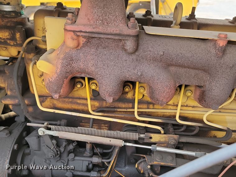 image for item KU9069 Galion P3500A  pneumatic roller