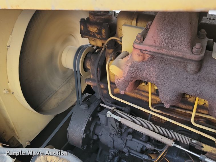 image for item KU9069 Galion P3500A  pneumatic roller