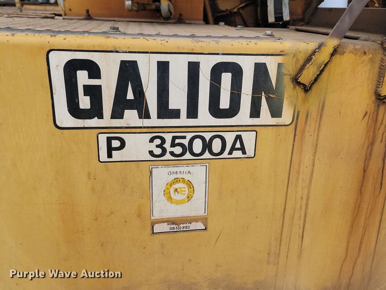 image for item KU9069 Galion P3500A  pneumatic roller