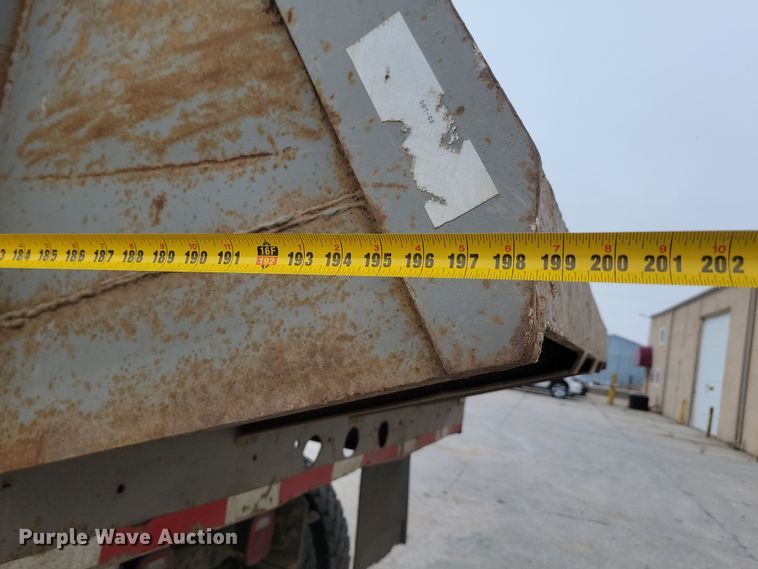 image for item KU9070 1981 Mack RD688S  dump truck