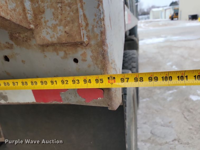 image for item KU9070 1981 Mack RD688S  dump truck