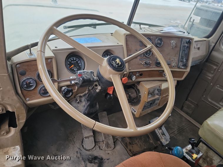 image for item KU9070 1981 Mack RD688S  dump truck