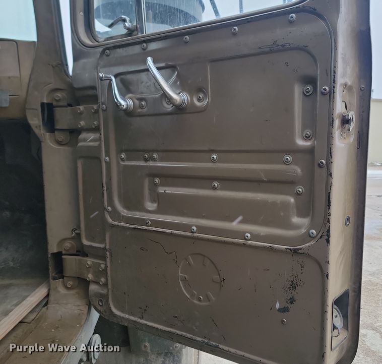 image for item KU9070 1981 Mack RD688S  dump truck