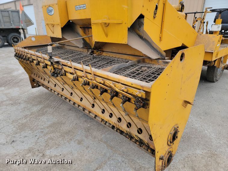 image for item KU9071 Etnyre  chip spreader