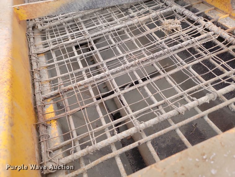 image for item KU9071 Etnyre  chip spreader