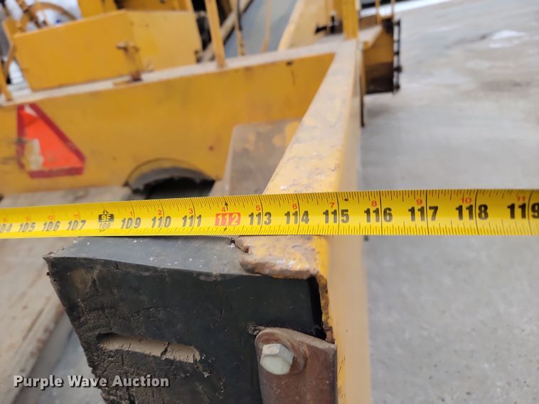 image for item KU9071 Etnyre  chip spreader