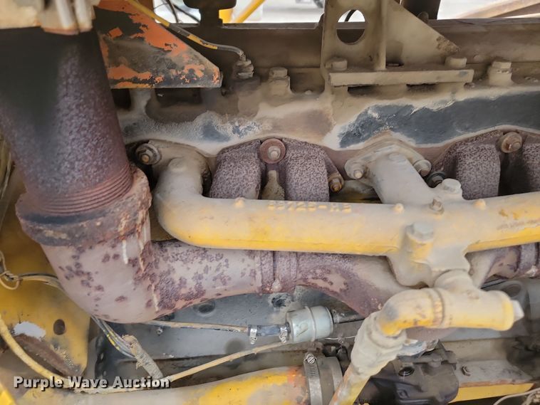 image for item KU9071 Etnyre  chip spreader