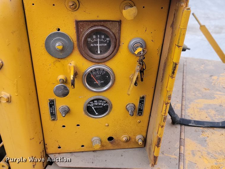 image for item KU9071 Etnyre  chip spreader