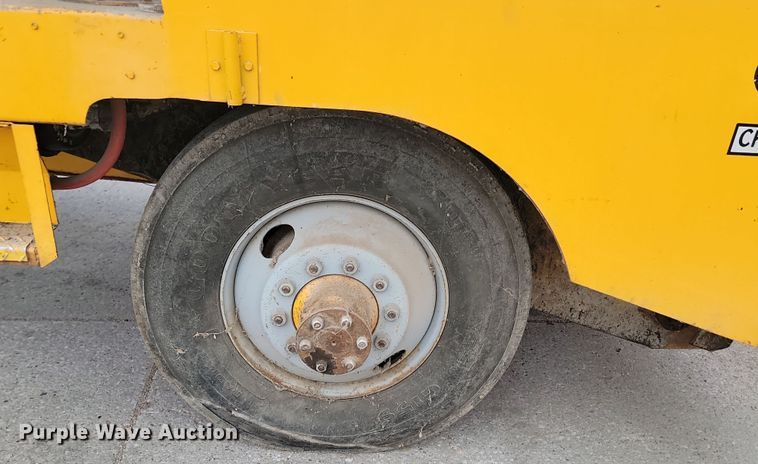 image for item KU9071 Etnyre  chip spreader