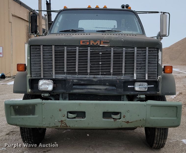 image for item KU9072 1984 GMC ME6500  semi truck