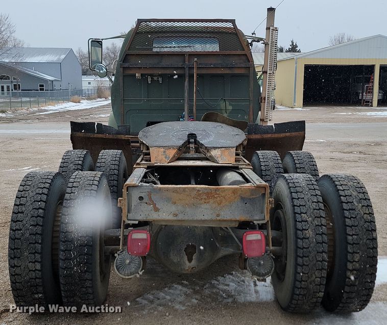 image for item KU9072 1984 GMC ME6500  semi truck