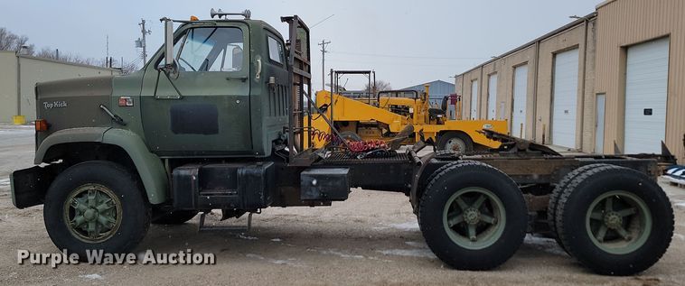 image for item KU9072 1984 GMC ME6500  semi truck