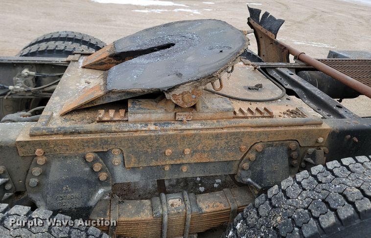 image for item KU9072 1984 GMC ME6500  semi truck