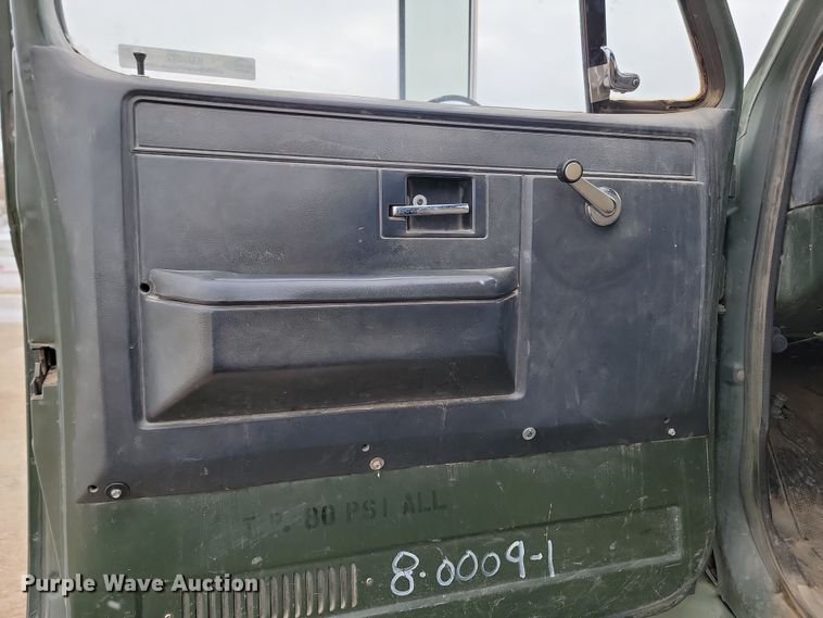 image for item KU9072 1984 GMC ME6500  semi truck