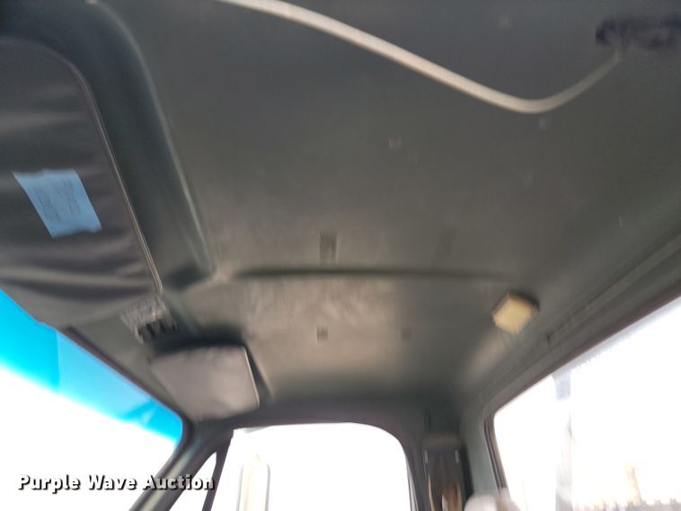 image for item KU9072 1984 GMC ME6500  semi truck