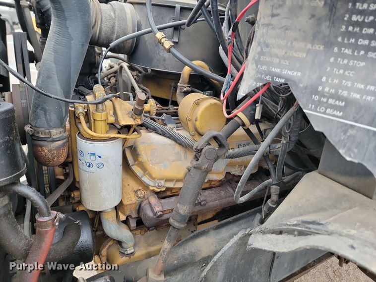 image for item KU9072 1984 GMC ME6500  semi truck