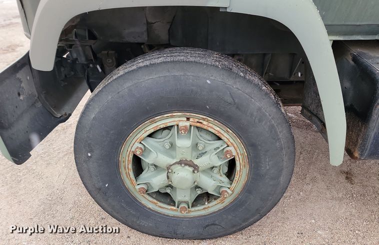 image for item KU9072 1984 GMC ME6500  semi truck