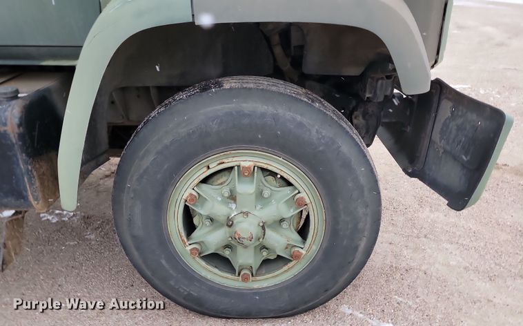 image for item KU9072 1984 GMC ME6500  semi truck