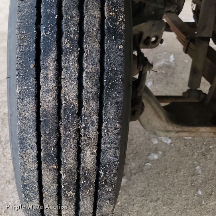 image for item KU9072 1984 GMC ME6500  semi truck