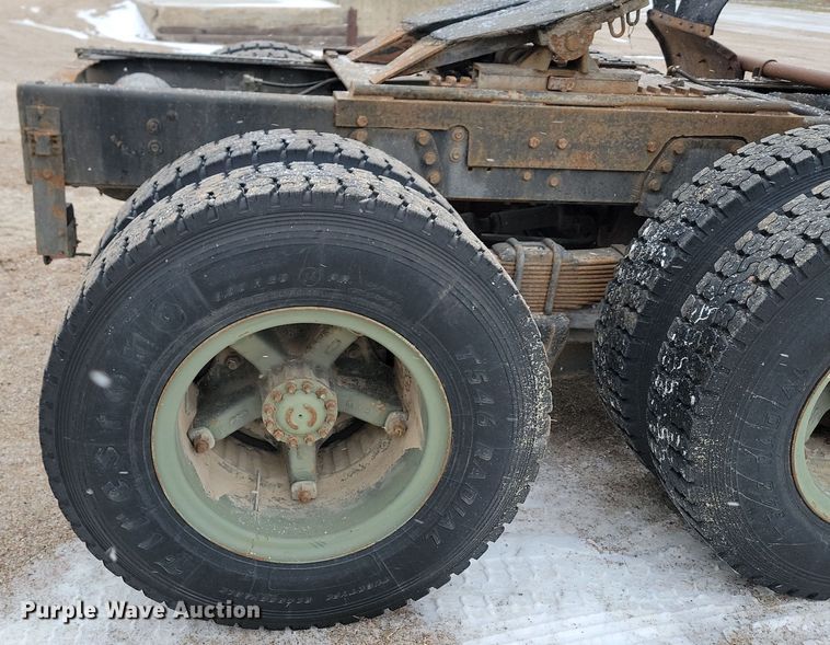 image for item KU9072 1984 GMC ME6500  semi truck