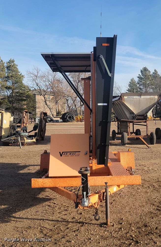 VerMac message board in Mitchell, SD Item KU9080 for sale Purple Wave