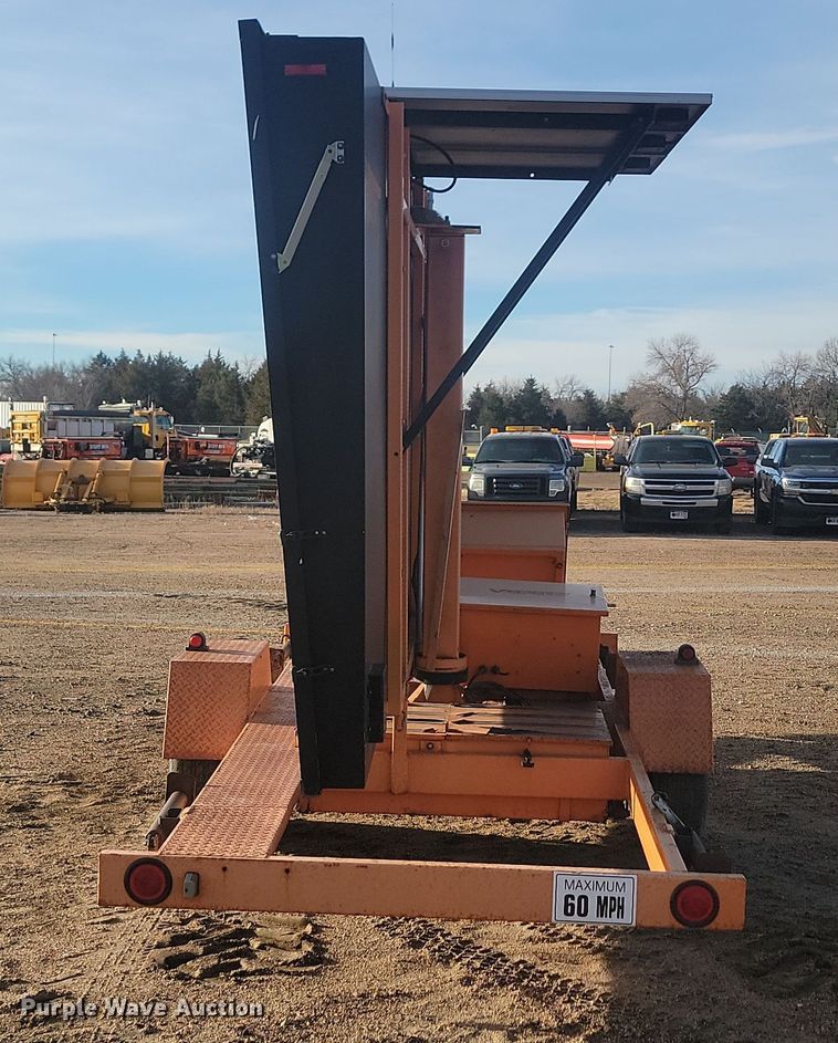 VerMac message board in Mitchell, SD Item KU9080 for sale Purple Wave