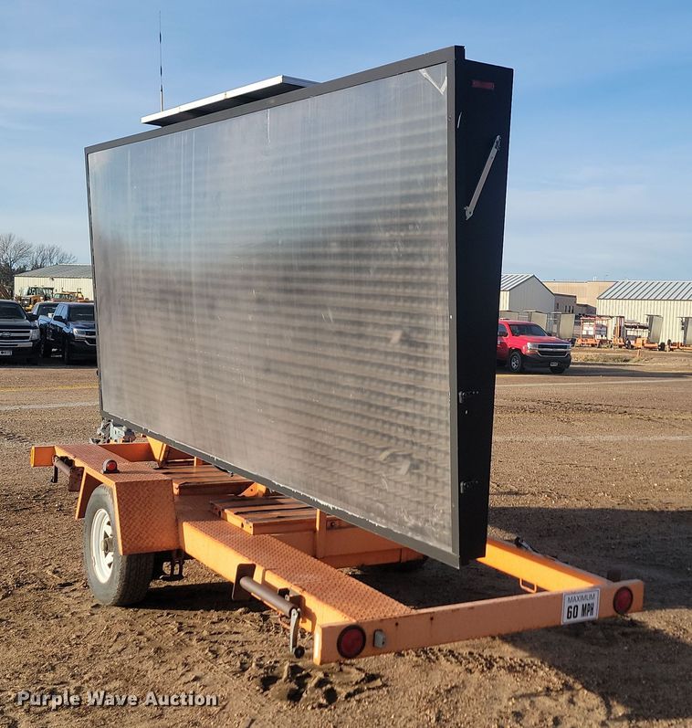VerMac message board in Mitchell, SD Item KU9080 for sale Purple Wave