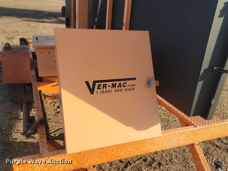 VerMac message board in Mitchell, SD Item KU9080 for sale Purple Wave