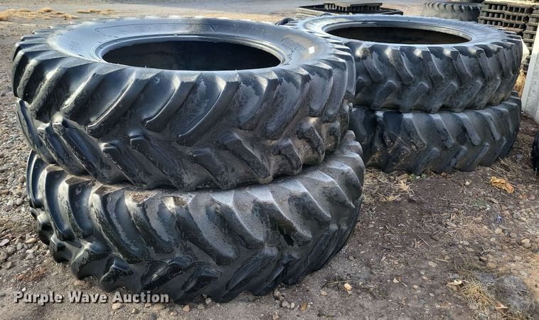 image for item LC9408 (4) tractor tires