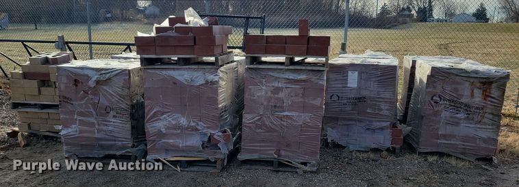 image for item LC9411 Approximately 13 pallets of bricks