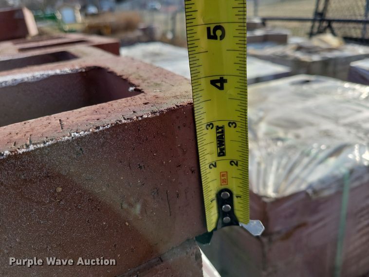 image for item LC9411 Approximately 13 pallets of bricks