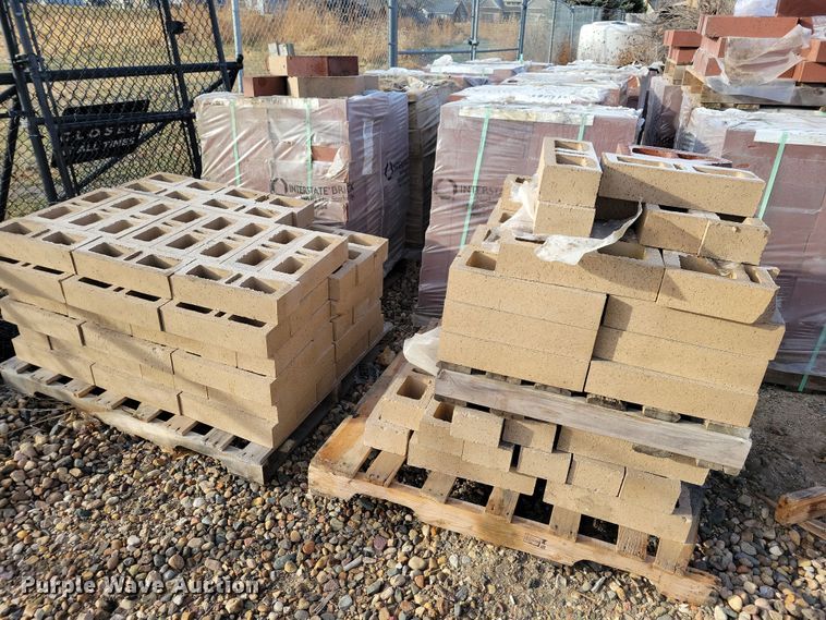 image for item LC9411 Approximately 13 pallets of bricks