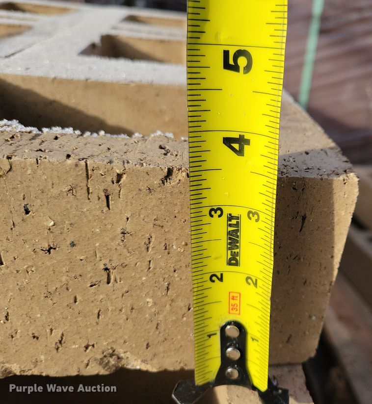 image for item LC9411 Approximately 13 pallets of bricks