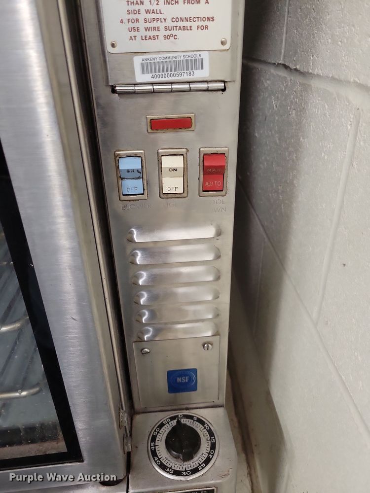 image for item LC9414 Blodgett EF111  oven