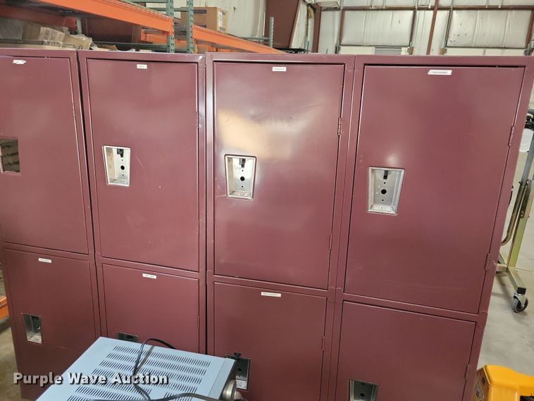image for item LC9431 Lockers