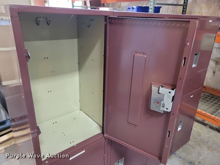 image for item LC9431 Lockers