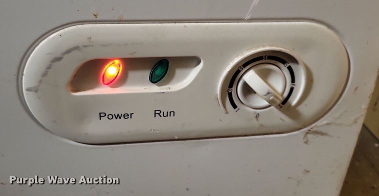 image for item LC9432 Magic Chef  deep freezer