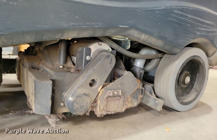 image for item LC9436 Nilfisk ES4000  carpet extractor