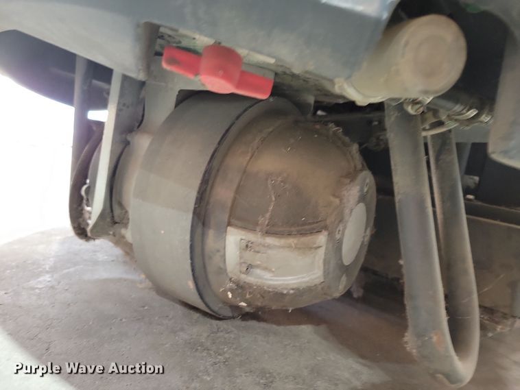 image for item LC9436 Nilfisk ES4000  carpet extractor