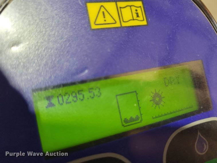 image for item LC9436 Nilfisk ES4000  carpet extractor