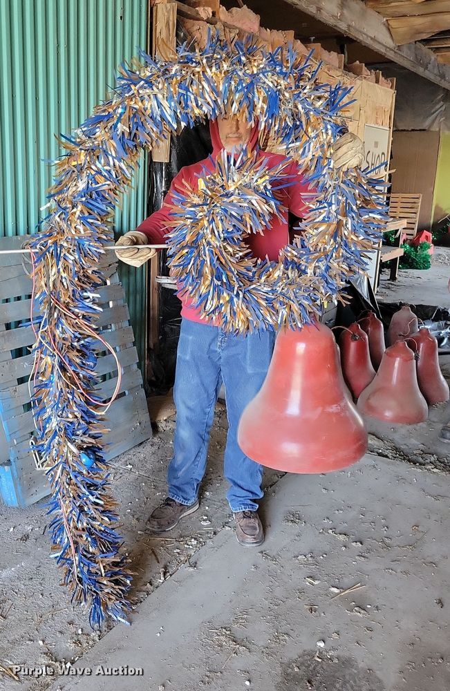 image for item LC9462 (7) decorations